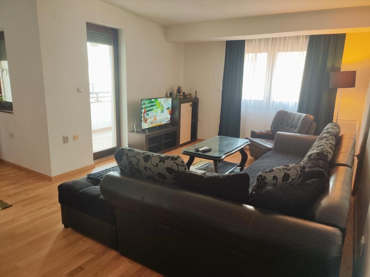 Antoni Apartment Skopje Exteriör bild